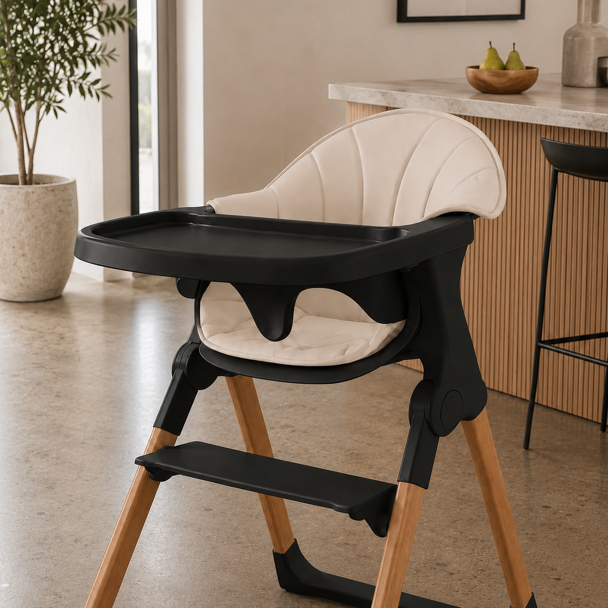 Luna Highchair