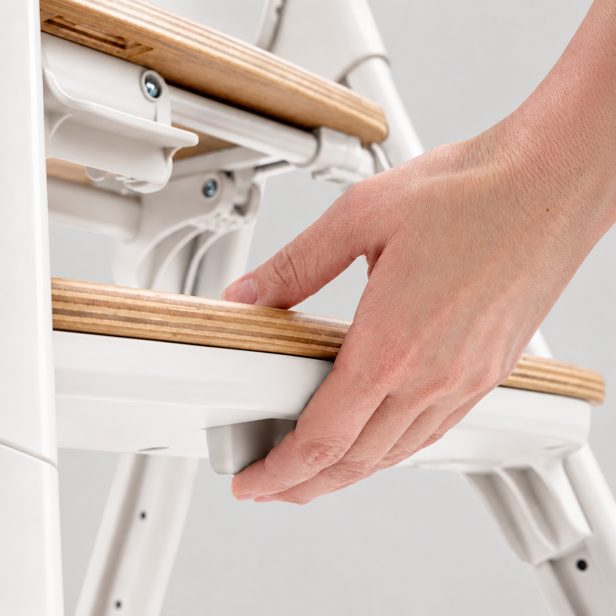Alto Highchair + Tower attachment