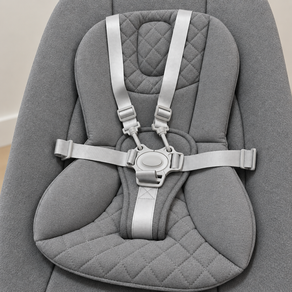 Luna Highchair + Newborn Set